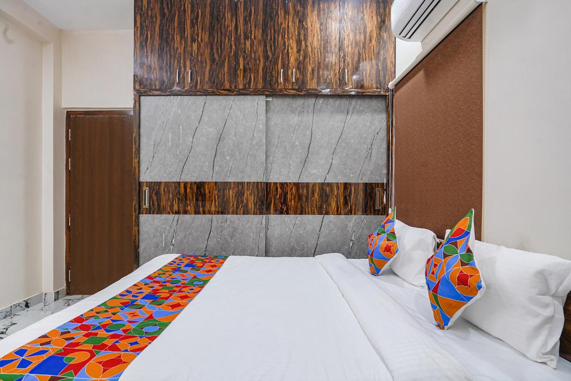 Fabhotel Perams Grand Inn - Hitech City Гайдарабад Екстер'єр фото